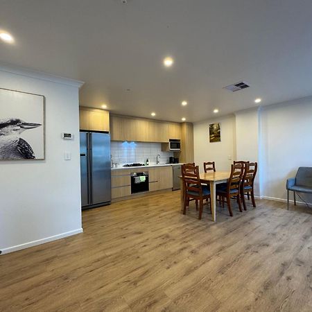 No Party Allowed, Entire Brand New 3 Bedroom Townhouse, Free Unlimited Fibre Wifi And Free Parking Wellington Ngoại thất bức ảnh
