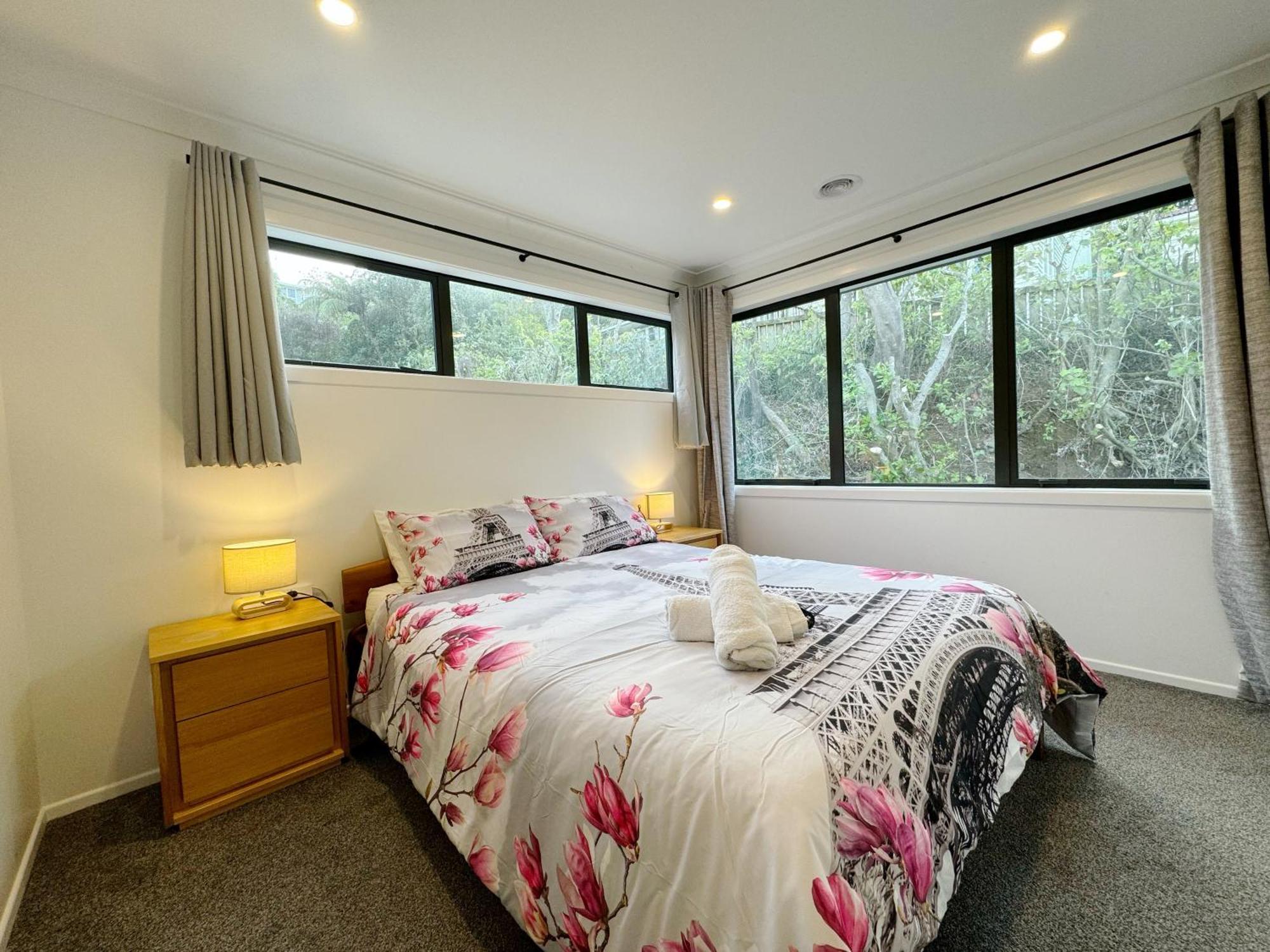No Party Allowed, Entire Brand New 3 Bedroom Townhouse, Free Unlimited Fibre Wifi And Free Parking Wellington Ngoại thất bức ảnh