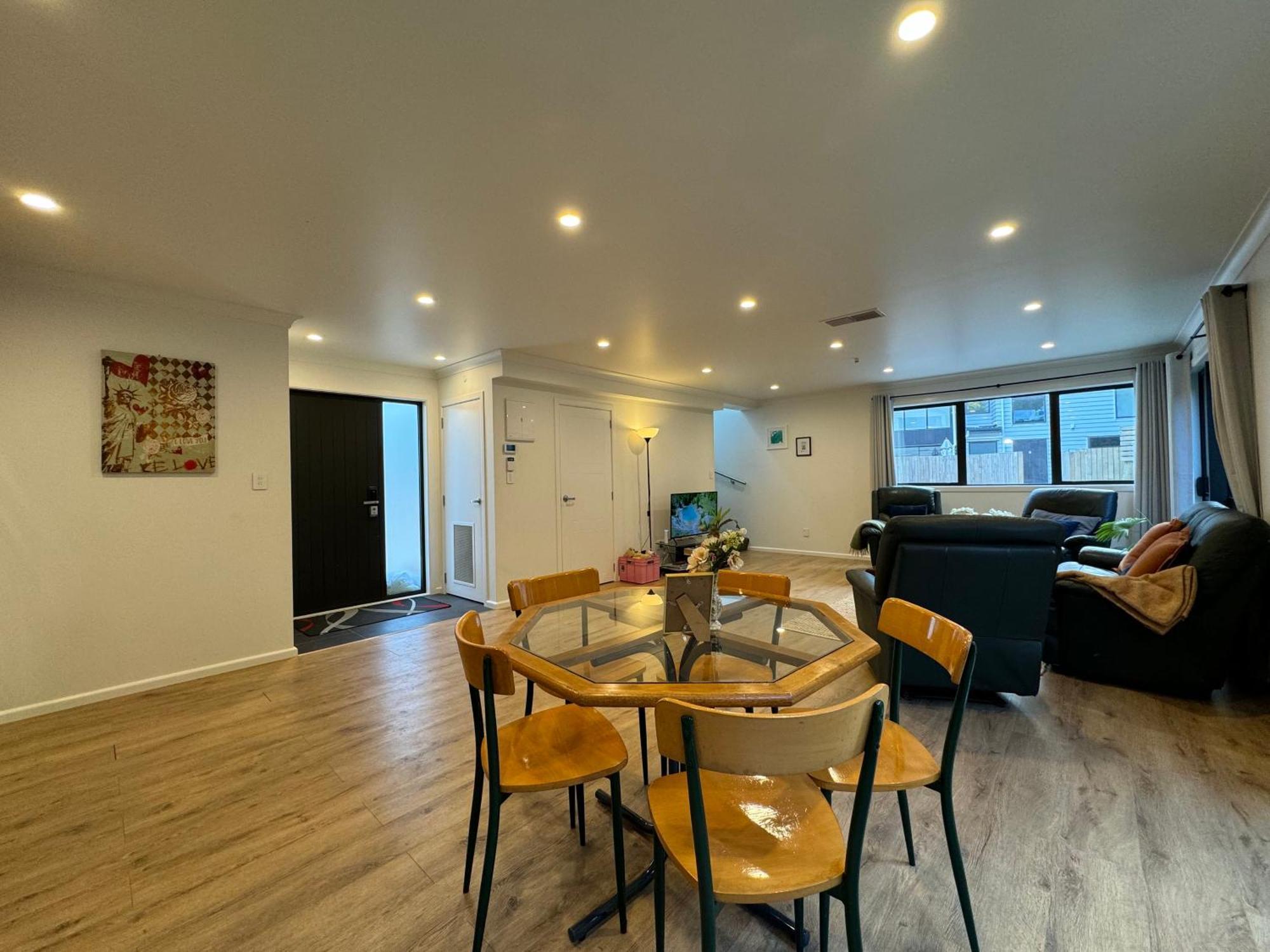 No Party Allowed, Entire Brand New 3 Bedroom Townhouse, Free Unlimited Fibre Wifi And Free Parking Wellington Ngoại thất bức ảnh