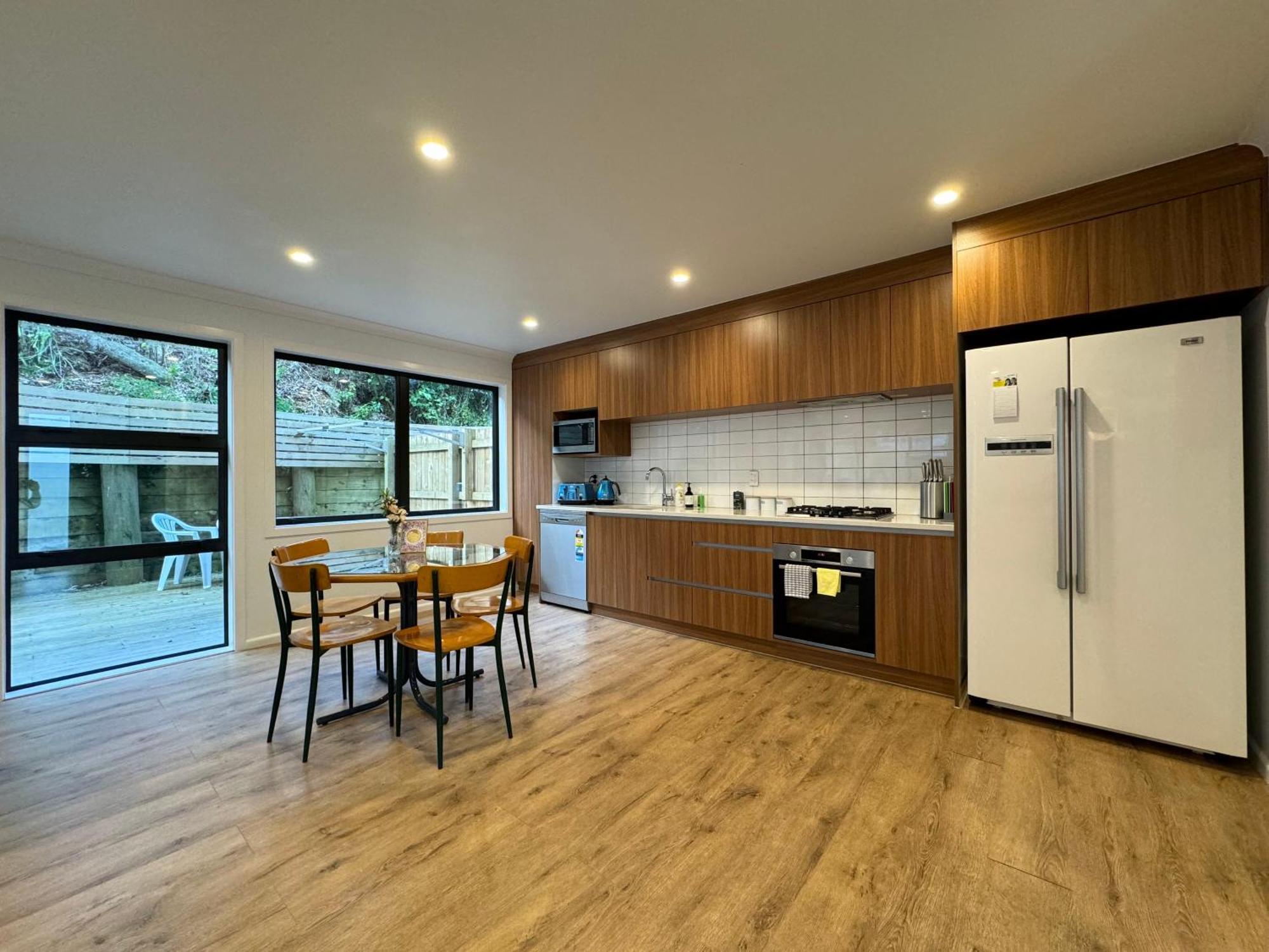 No Party Allowed, Entire Brand New 3 Bedroom Townhouse, Free Unlimited Fibre Wifi And Free Parking Wellington Ngoại thất bức ảnh
