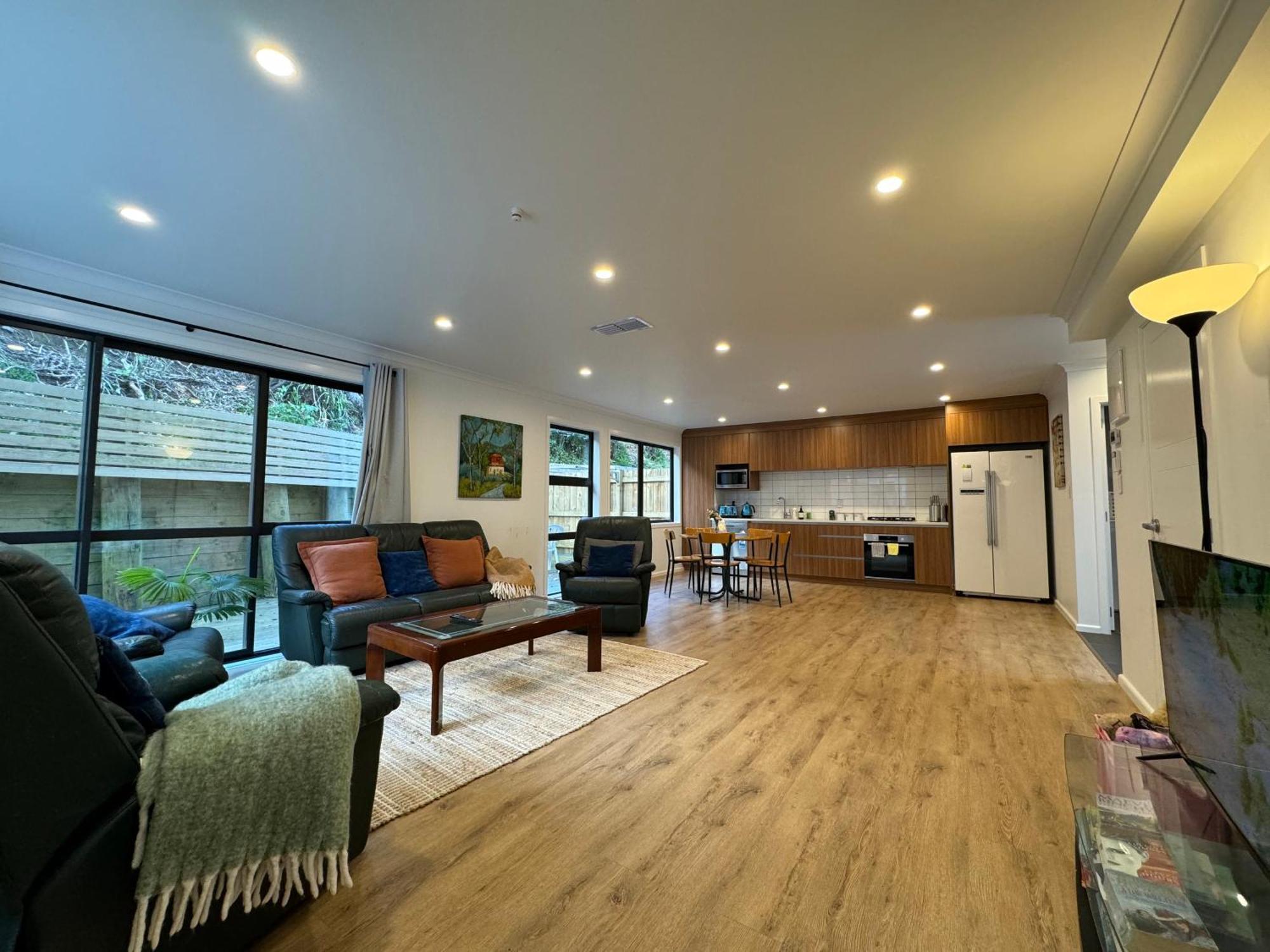 No Party Allowed, Entire Brand New 3 Bedroom Townhouse, Free Unlimited Fibre Wifi And Free Parking Wellington Ngoại thất bức ảnh