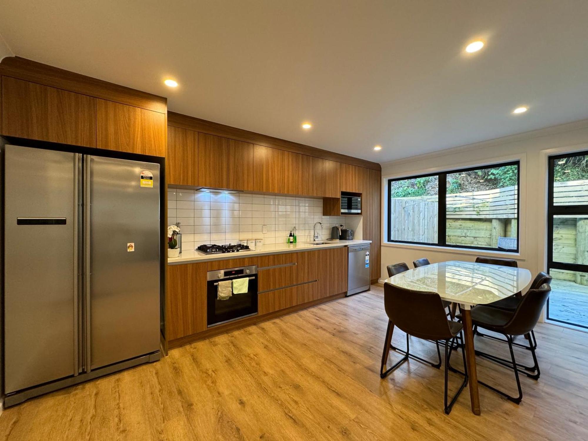 No Party Allowed, Entire Brand New 3 Bedroom Townhouse, Free Unlimited Fibre Wifi And Free Parking Wellington Ngoại thất bức ảnh